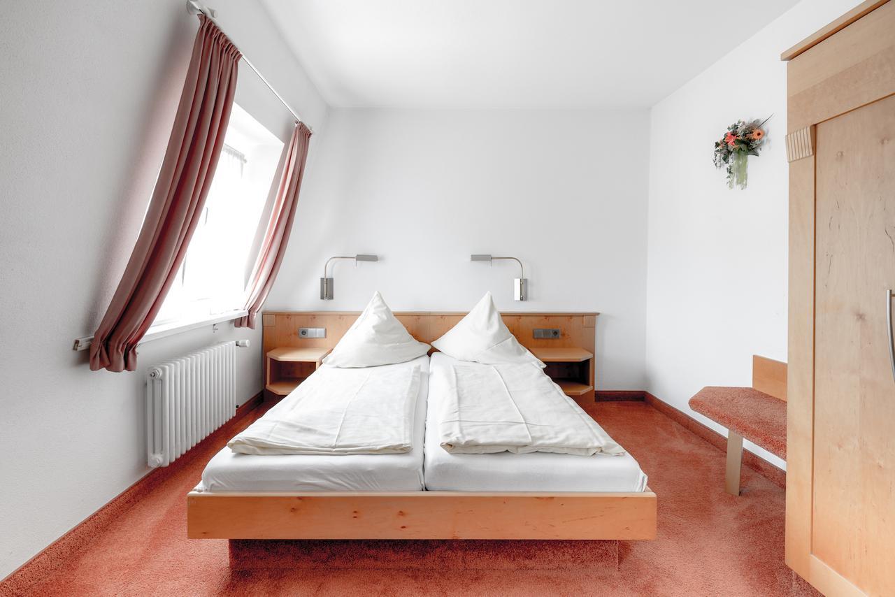 Gasthof - Hotel Kopf Riegel am Kaiserstuhl Esterno foto